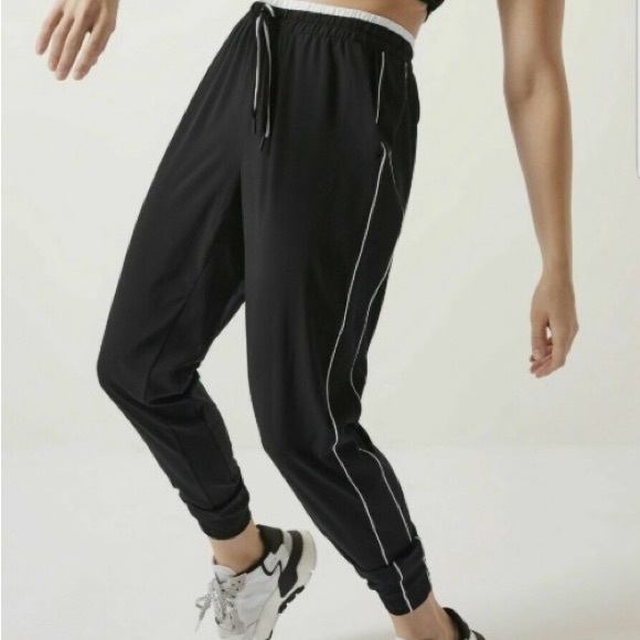Athleta | EUC Brooklyn Luxe Black With White Stripes Joggers Drawstring Sz 0 - Picture 2 of 7